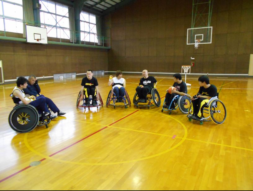 選手みんなで話し合う